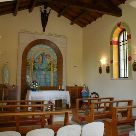 Hotel Villa Fiorita Giulianova Dış mekan fotoğraf