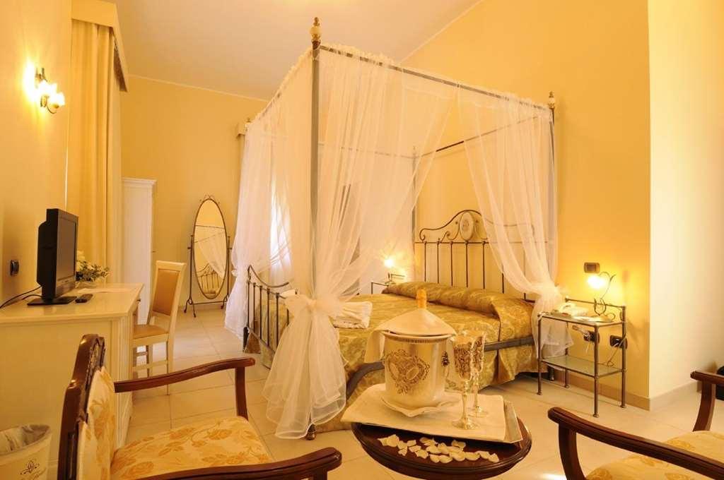Hotel Villa Fiorita Giulianova Oda fotoğraf