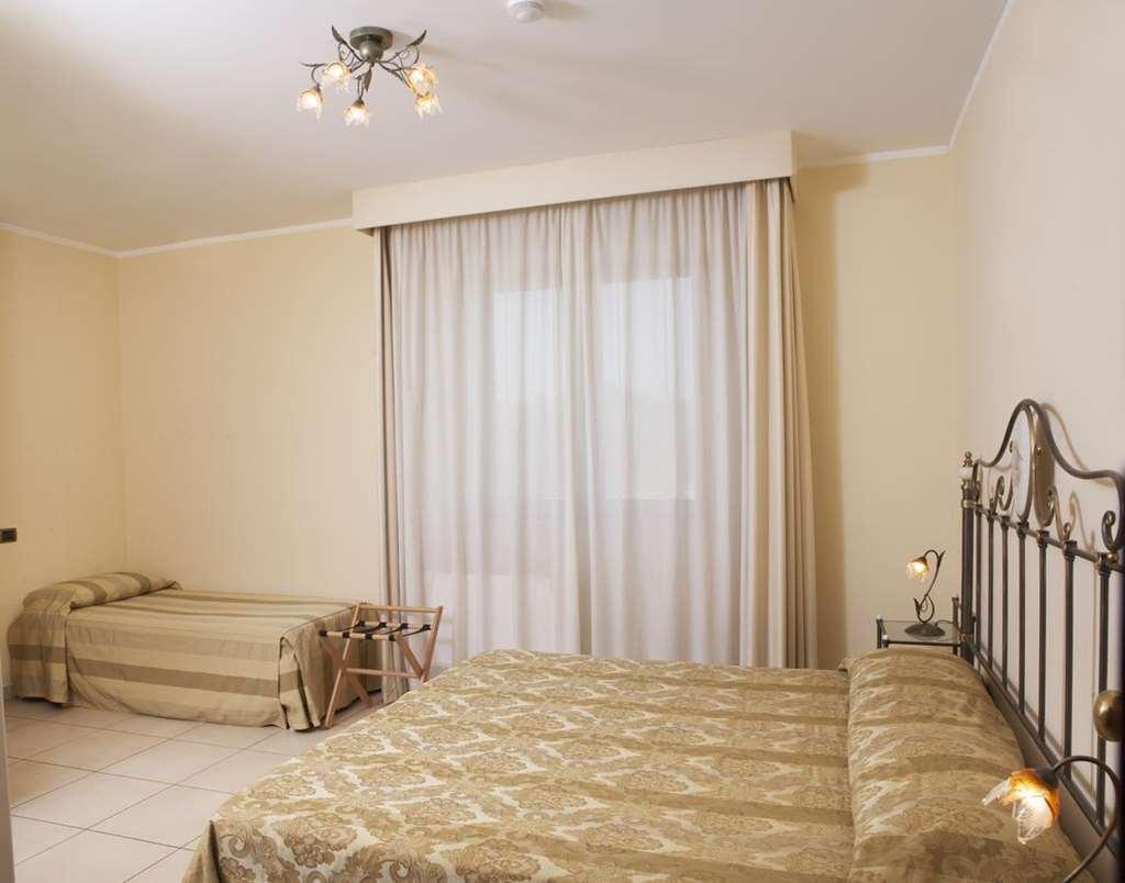 Hotel Villa Fiorita Giulianova Oda fotoğraf