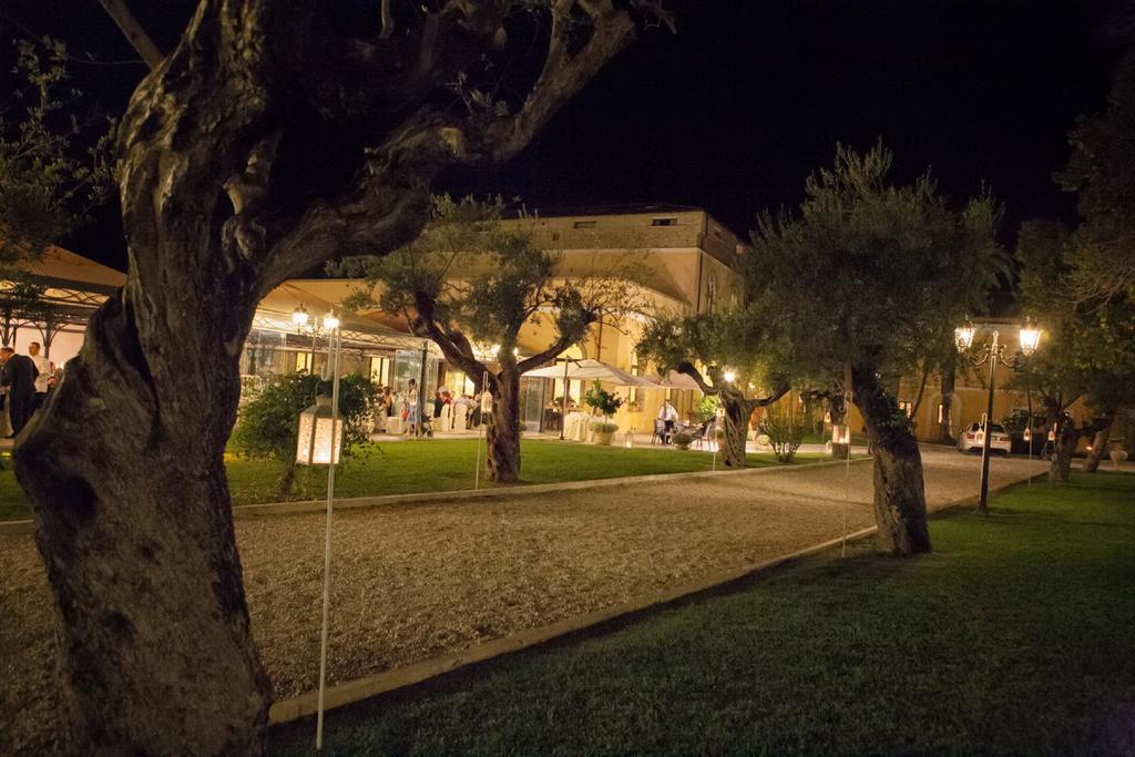 Hotel Villa Fiorita Giulianova Dış mekan fotoğraf